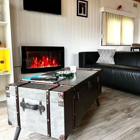 Lodge Cabin With Fabulous Views - Farm Holiday Stranraer Ngoại thất bức ảnh
