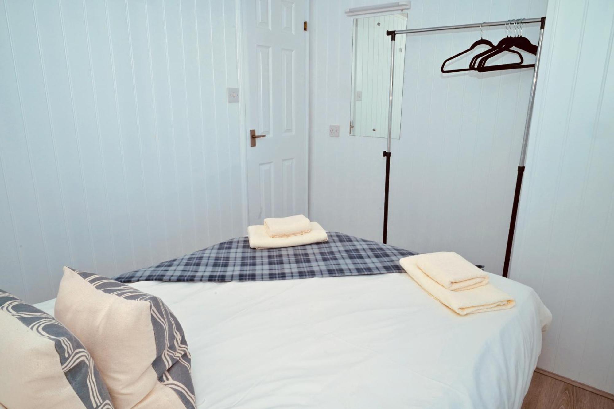 Lodge Cabin With Fabulous Views - Farm Holiday Stranraer Ngoại thất bức ảnh